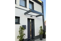 Auvent porte en aluminium Sophia 1,6 m Palram - Canopia anthracite