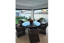 Table ronde en poly rotin Toledo Garden Point anthracite