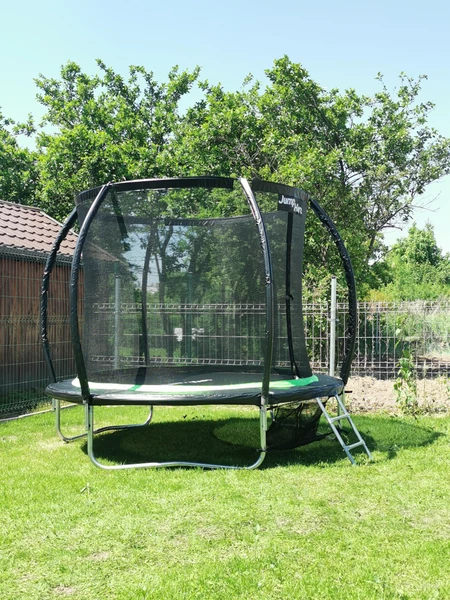 Trampoline de jardin haut de gamme avec maille interne 244cm Jump Hero 8FT