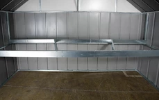 Construction d'une étagère / table de travail pour les maisons Arrow